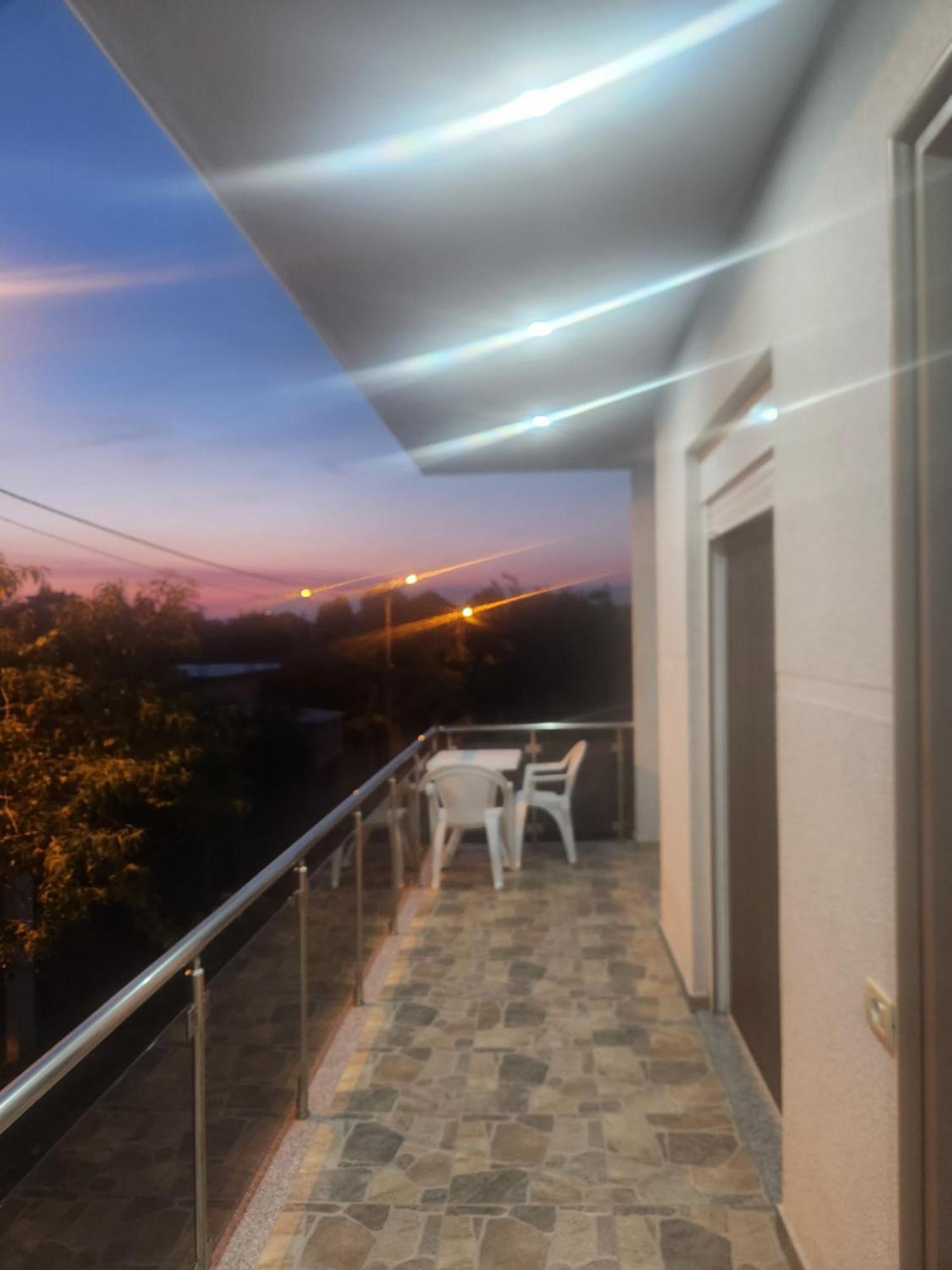 B&B Kroni 1 Shkodër Dış mekan fotoğraf